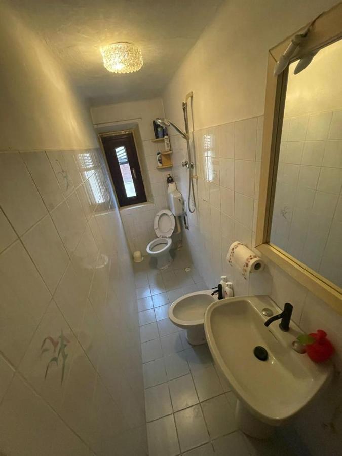 Gramsci First Apartment Modena Exterior photo
